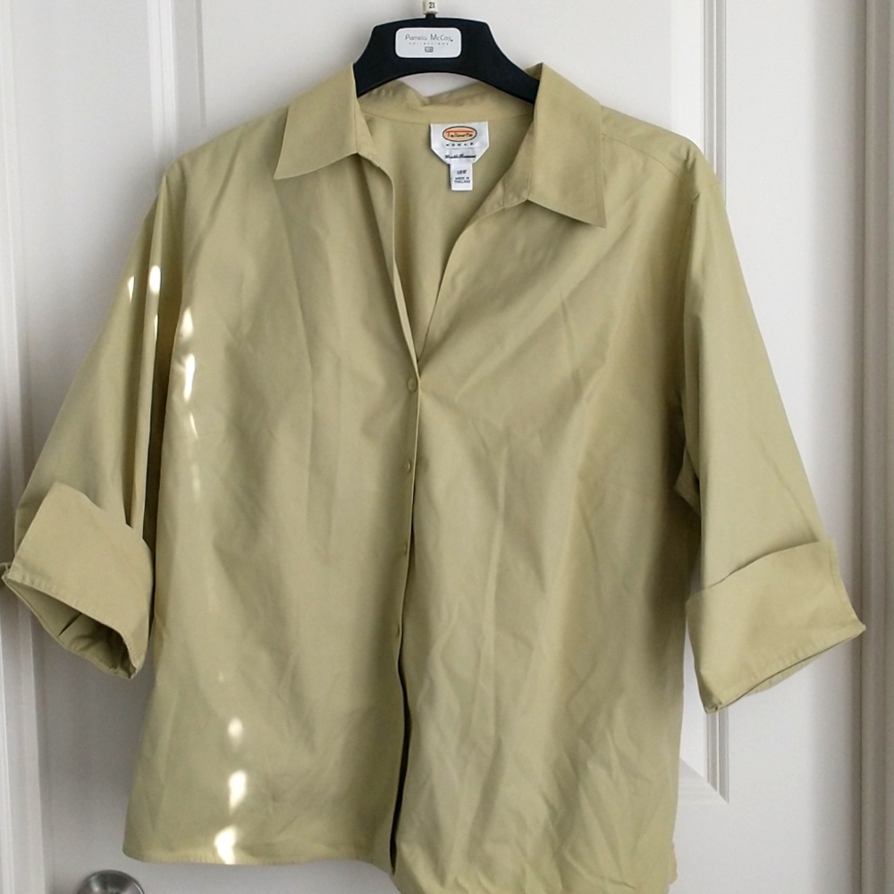 Talbot's light green 3/4length sleeve shirt